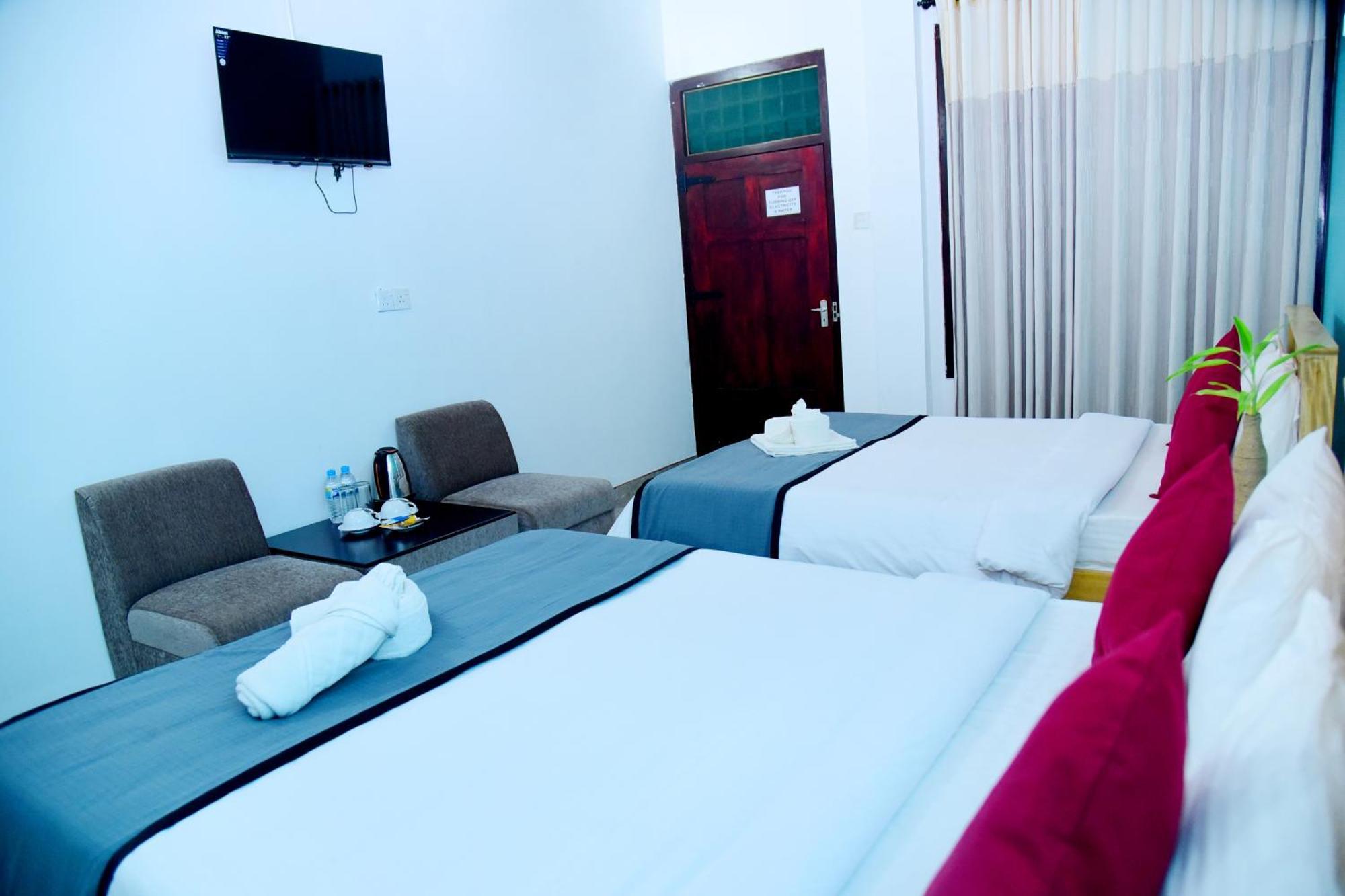 Heavens Gate Ella Hotel Ngoại thất bức ảnh