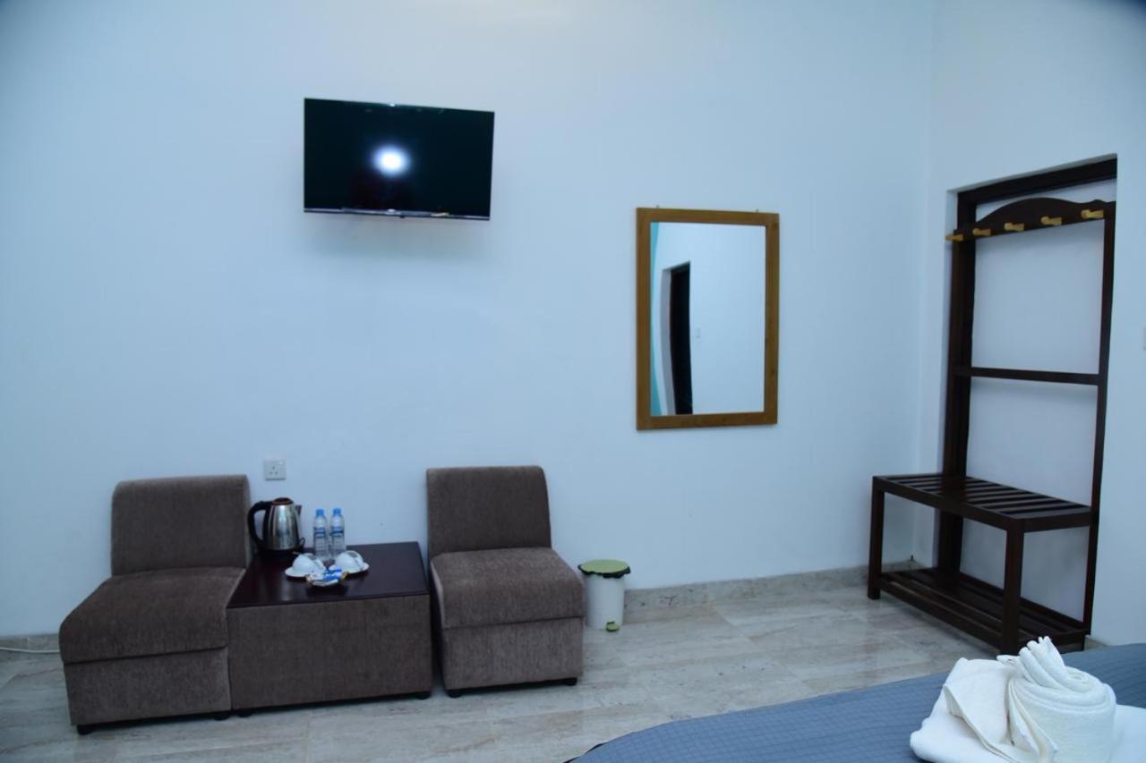 Heavens Gate Ella Hotel Ngoại thất bức ảnh